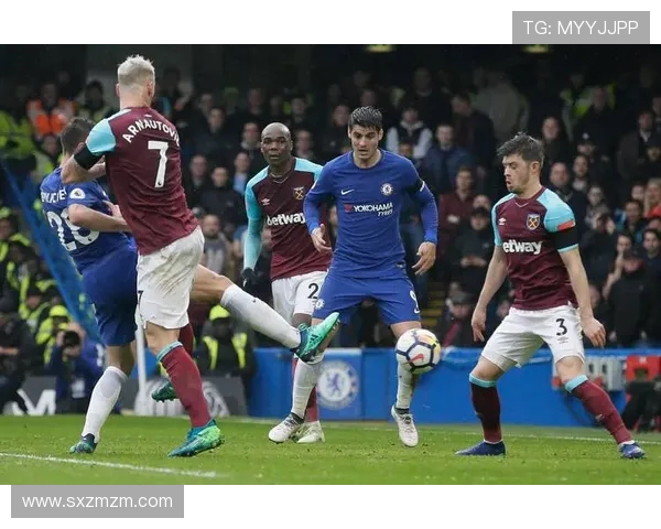 拜仁迎战莱比锡强强对话德甲豪门碰撞谁能在激烈对攻中笑到最后