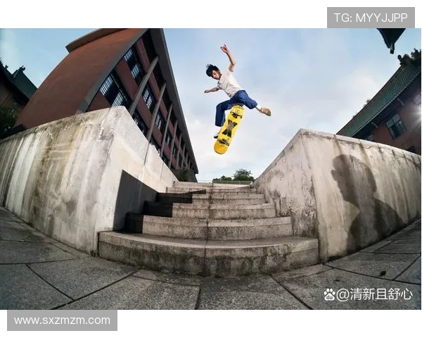 南京滑板队与武汉滑板队赛后复盘团队协作的关键因素与经验分享