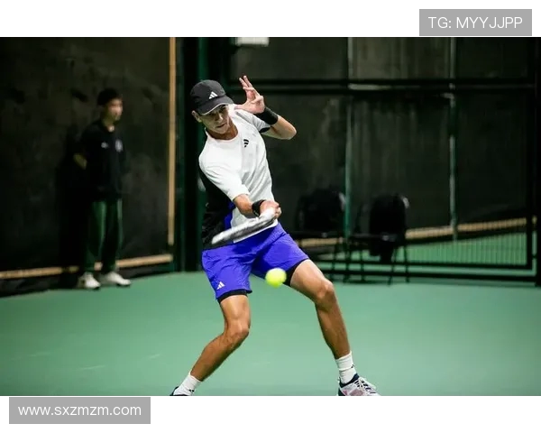 成都网球队的阵地战揭秘：深度解析网球竞技背后的策略与团队协作