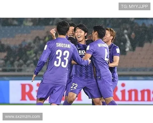 广岛三箭迎战FC东京展开激烈对决争夺联赛积分荣耀